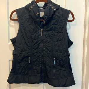 Laura Ashley Women’s Petite Small Black Vest Full Zip Studded Collar Zip Pockets